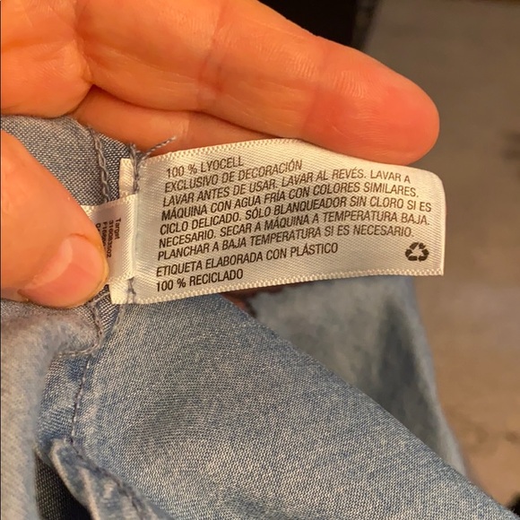 KNOX ROSE Long Sleeve  Button Down Denim Shirt Size S - Picture 12 of 15